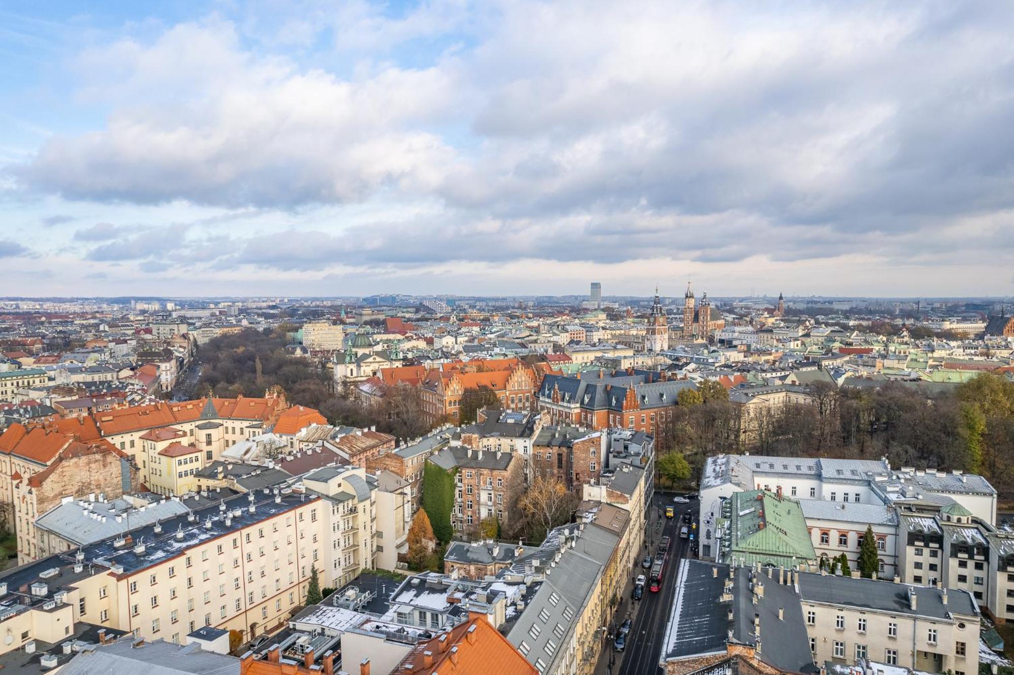 Piasek - Location, Patio, Tram&bus Nearby - By Rentujemy Krakow